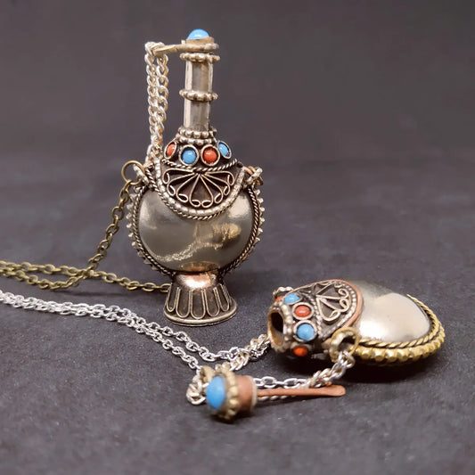 Antique jar pendant necklace